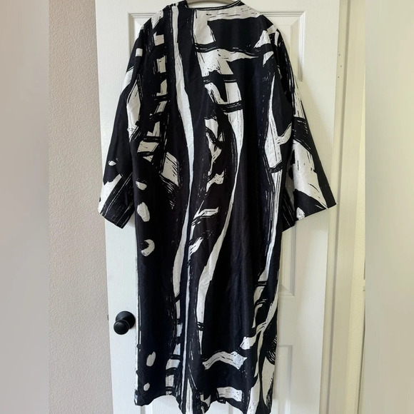 DIARRABlU Naim Maxi Dress
Size M (8-10) - Picture 4 of 15